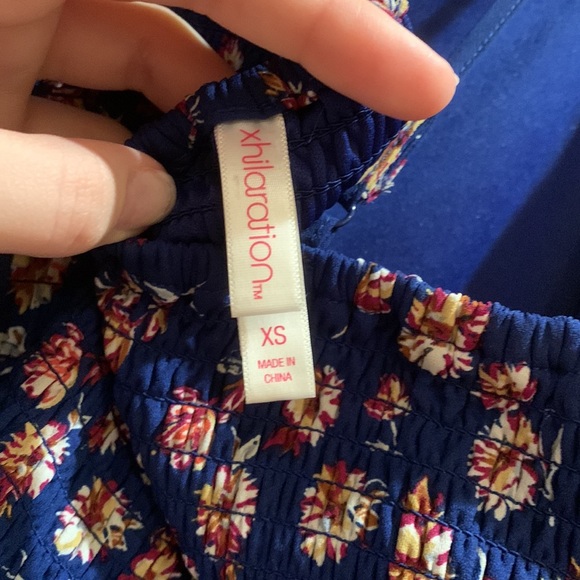 Xhilaration blue floral romper - Picture 7 of 8